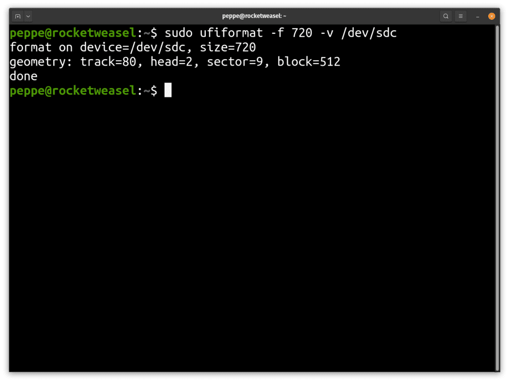 Formatting a 2DD 720KB floppy disk in Linux.