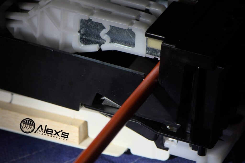 Using the unofficial substitute for the Yamaha TX000671 in the Yamaha P525 action.