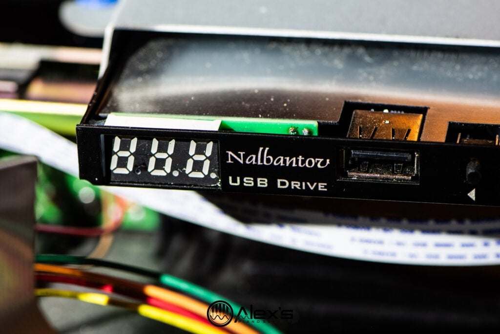 Closeup of Nalbantov USB Floppy Disk Emulator.