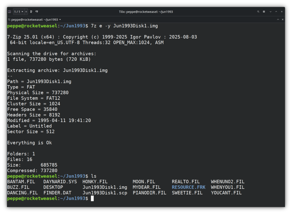 Debian terminal showing 7-Zip extracting IMG file.